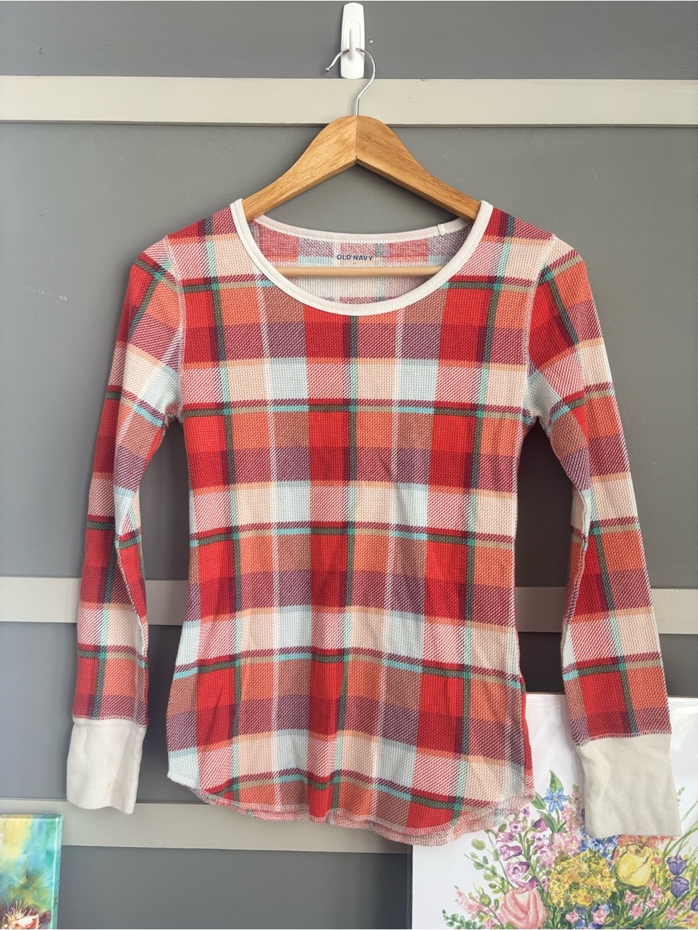 Old Navy Red Plaid Long-Sleeve Thermal Tee